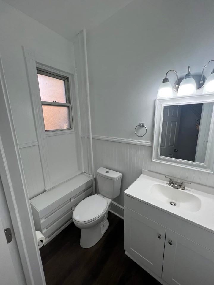 1544 North 10th Street #1 - Photo 6 of 10