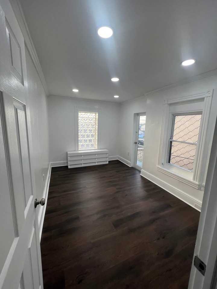 1544 North 10th Street #1 - Photo 7 of 10