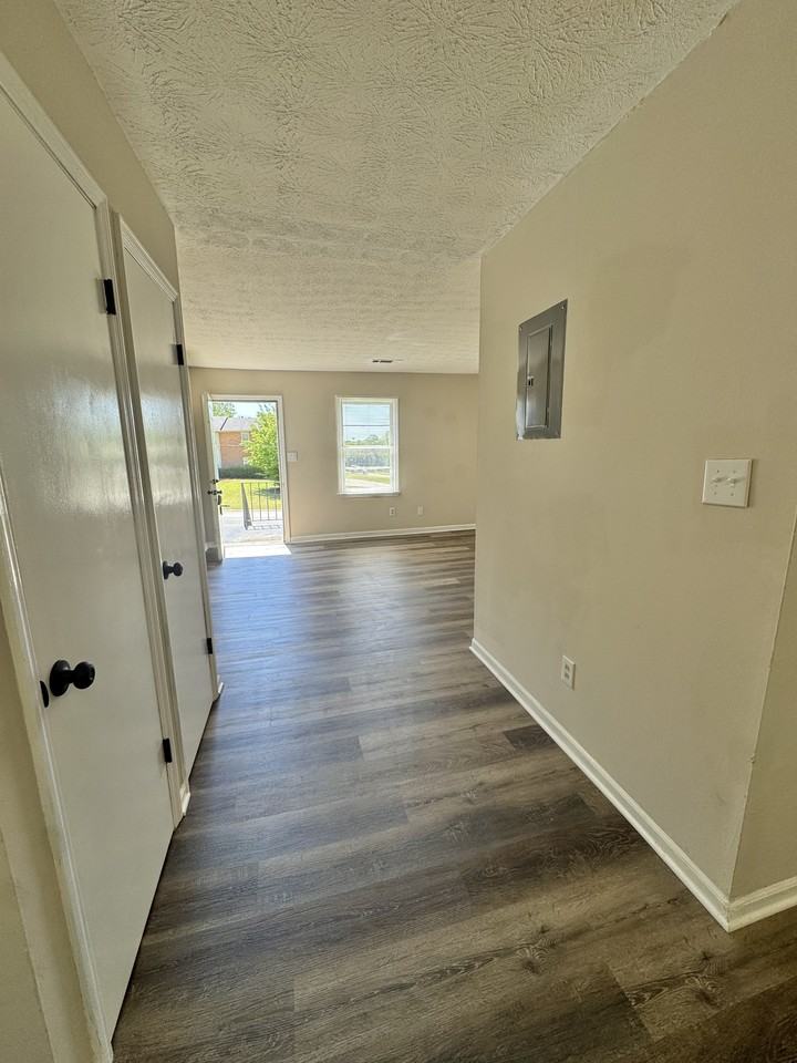 117 Appleton Blvd #C - Photo 4 of 17