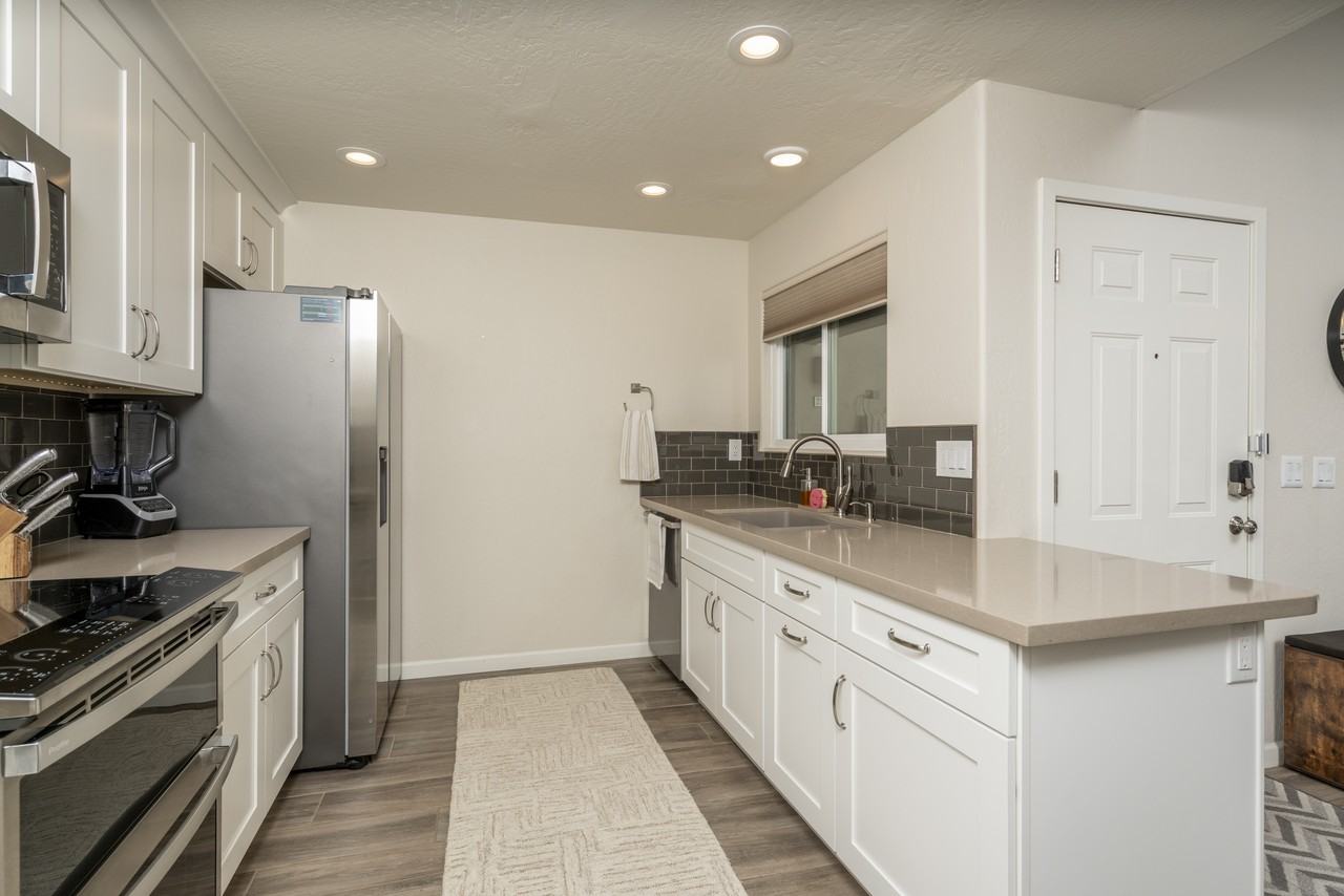 11260 11260 North 92nd Street - 2131Unit 2131 #2131 - Photo 7 of 22