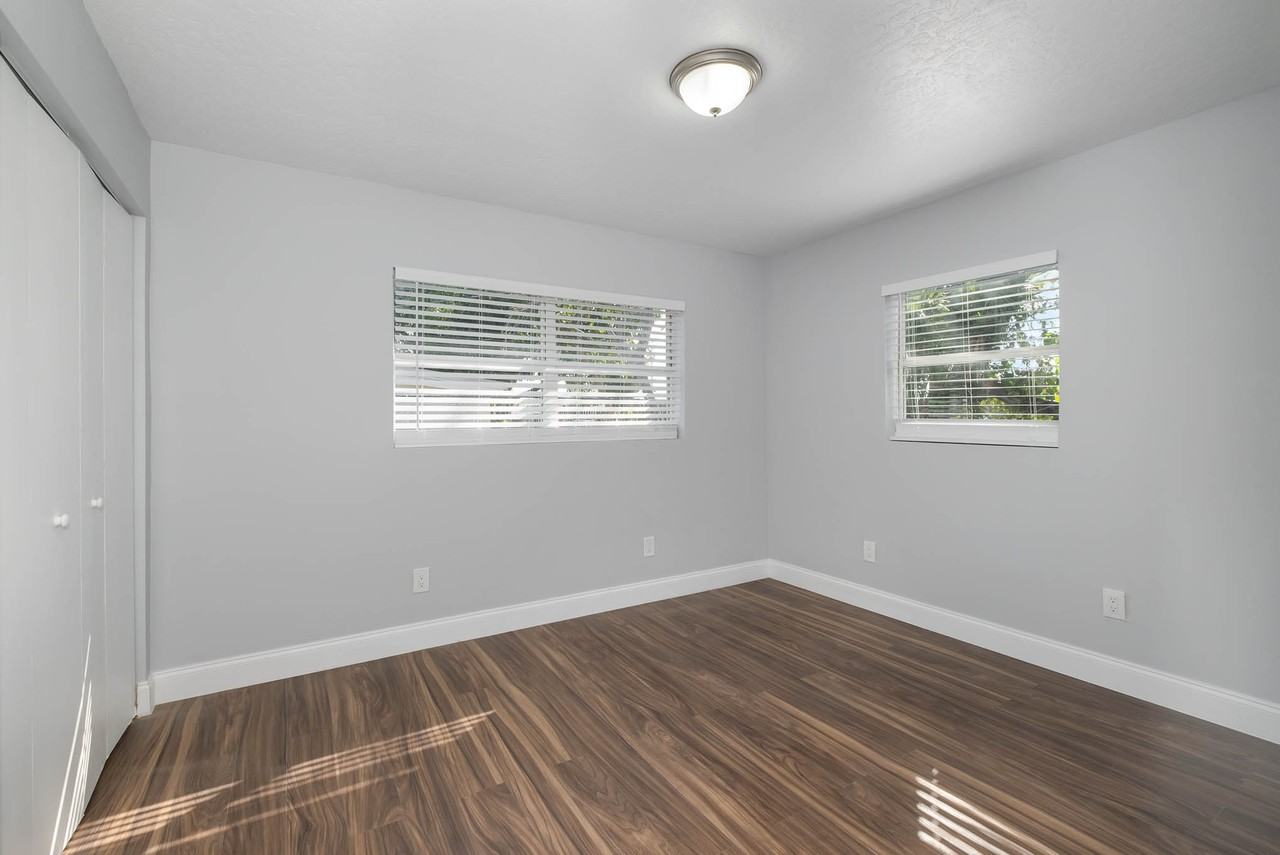 2305 Burns Avenue #1 - Photo 5 of 6