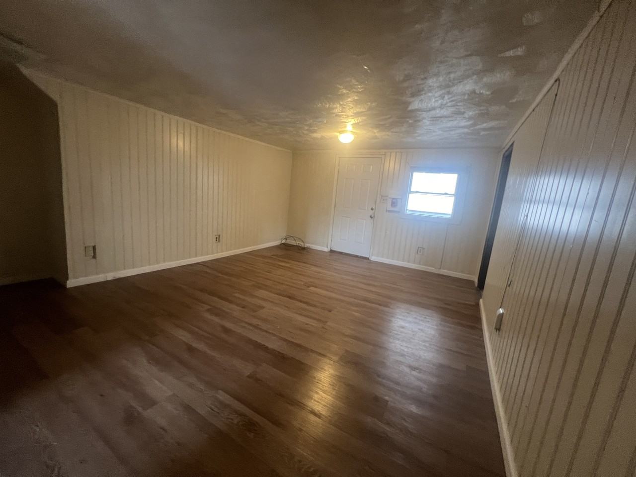 160 6th St #3 - Photo 3 of 15