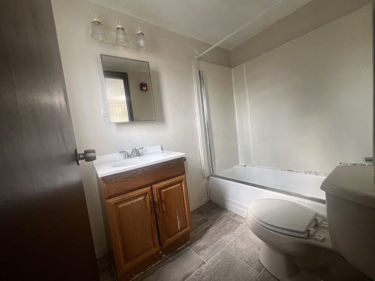 160 6th St #3 - Photo 7 of 15