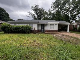 featured image of 4801 Given Avenue #1