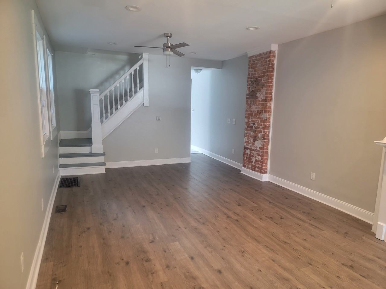 Stanley Ave - Photo 4 of 11