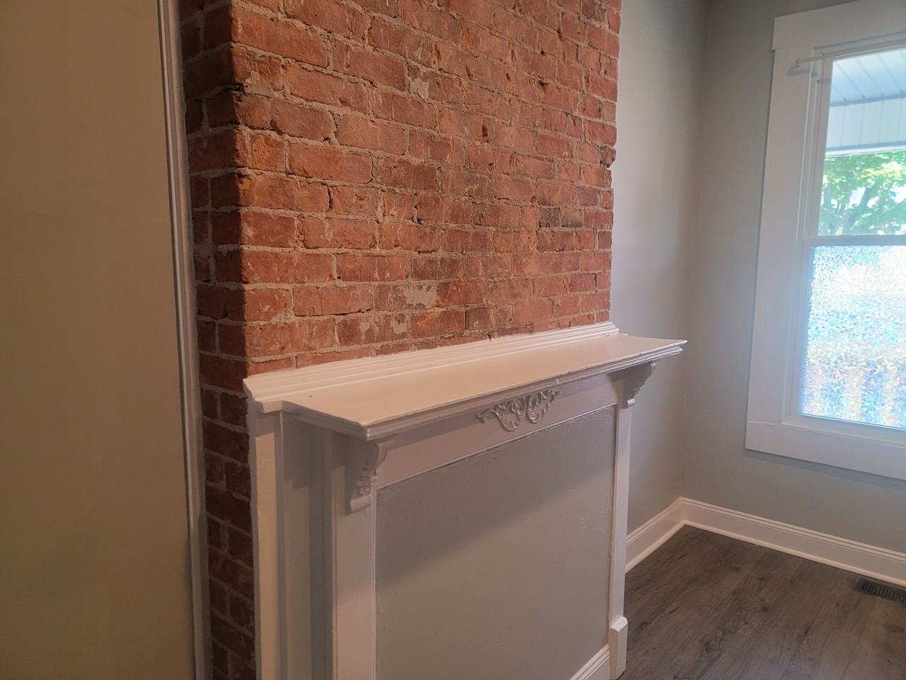 Stanley Ave - Photo 2 of 11