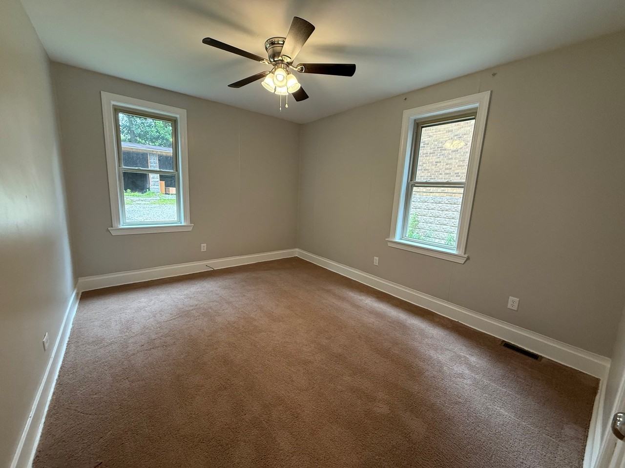 2707 Tilbury Ave #2707 - Photo 5 of 11