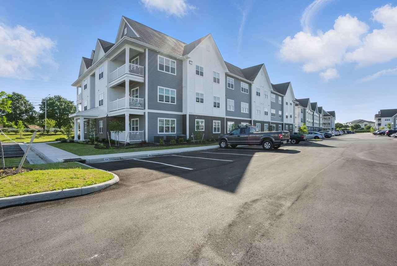 1728 Vankar Dr #307 - Photo 3 of 33