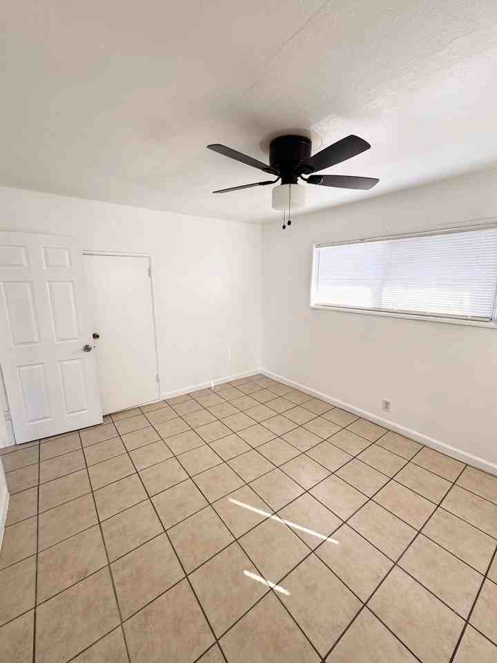 6323 Flora Avenue #6323FLORAD - Photo 3 of 9