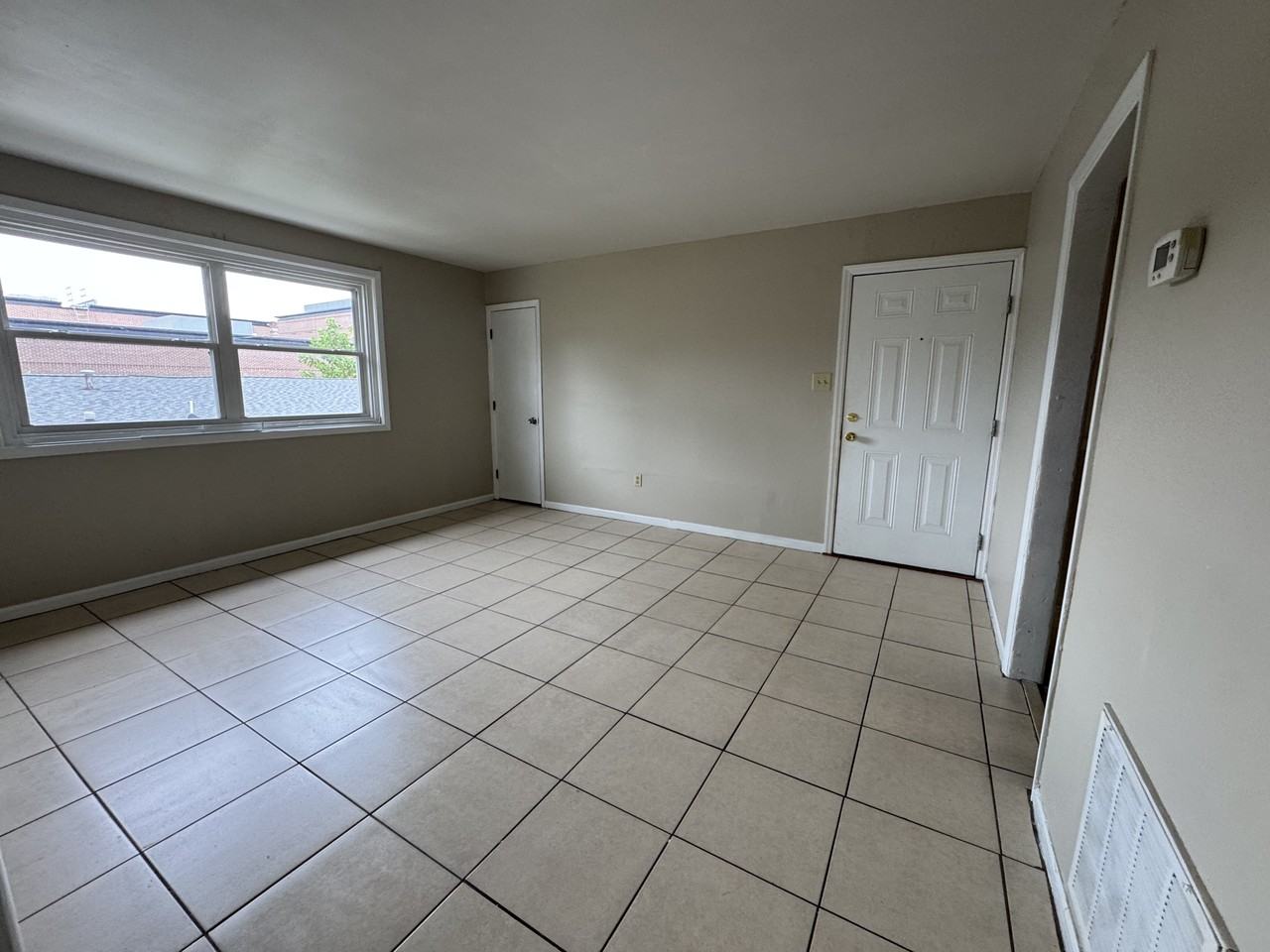 129 Congress Street #C - Photo 3 of 28