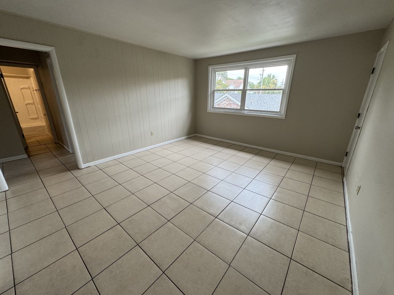 129 Congress Street #C - Photo 4 of 28