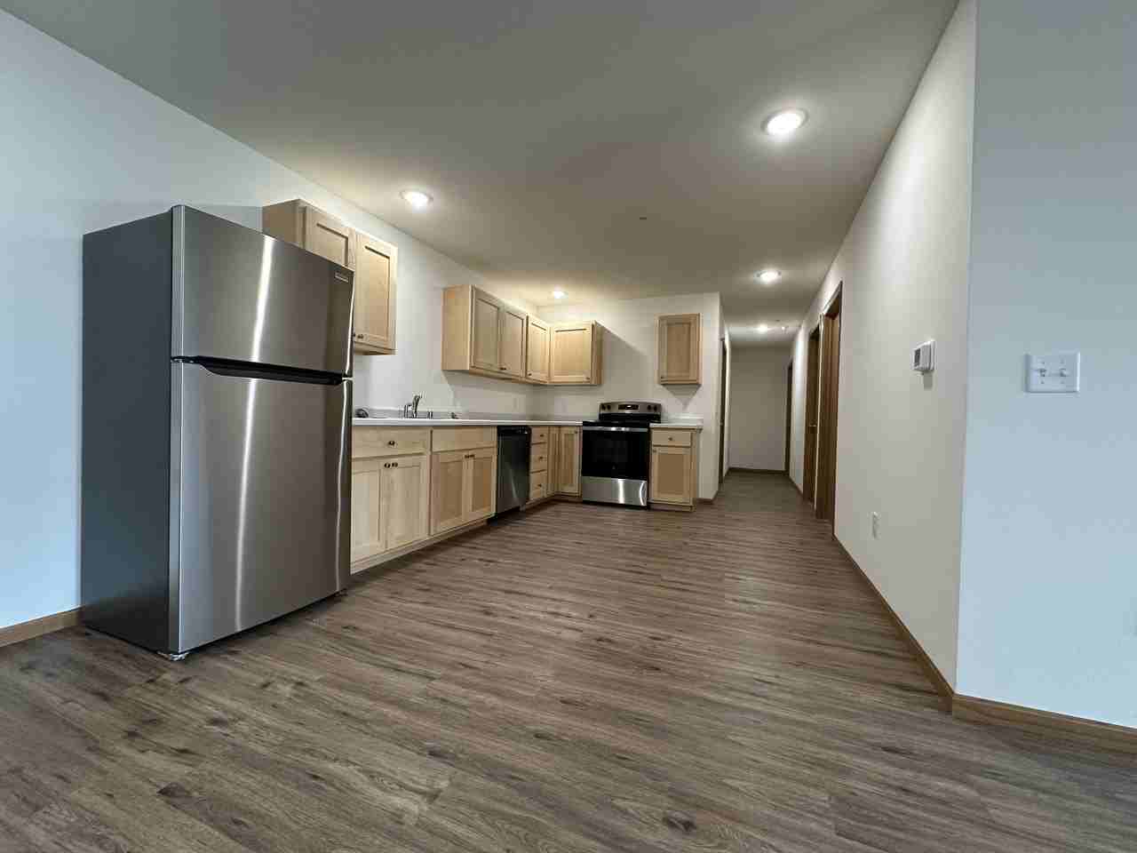 Peterson Dr #611 - Photo 4 of 10