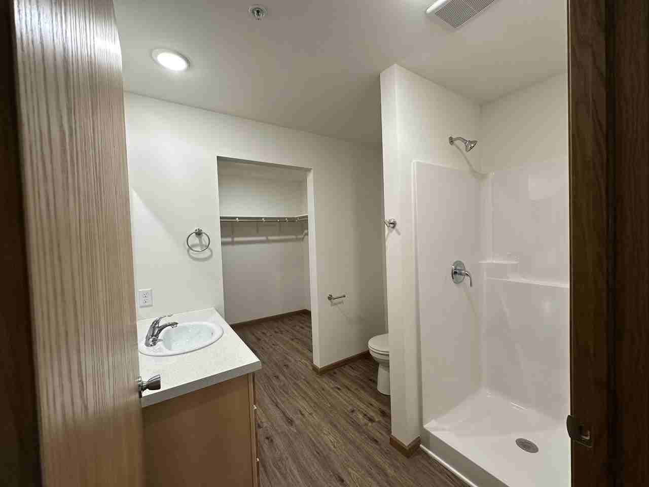 Peterson Dr #611 - Photo 7 of 10