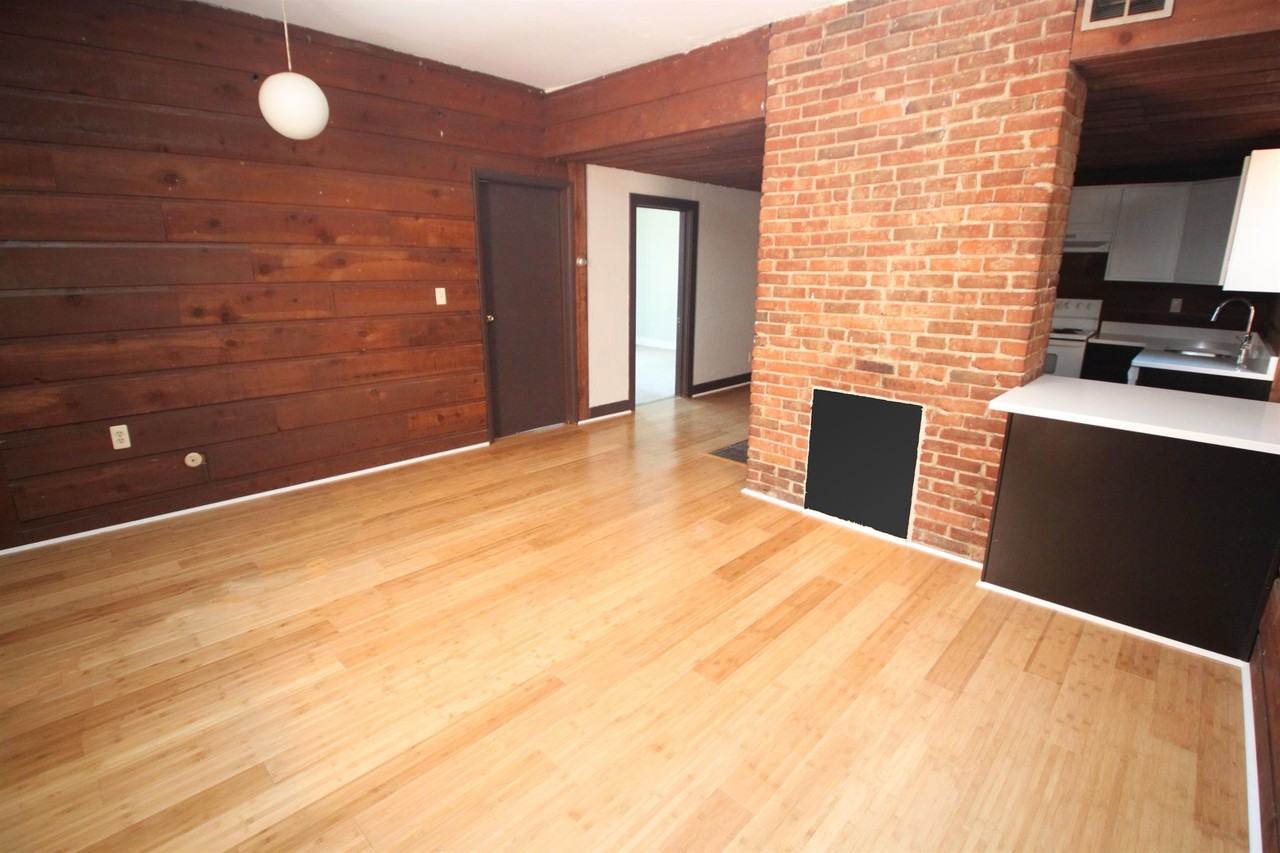 317 North Craig Street #202 - Photo 2 of 9