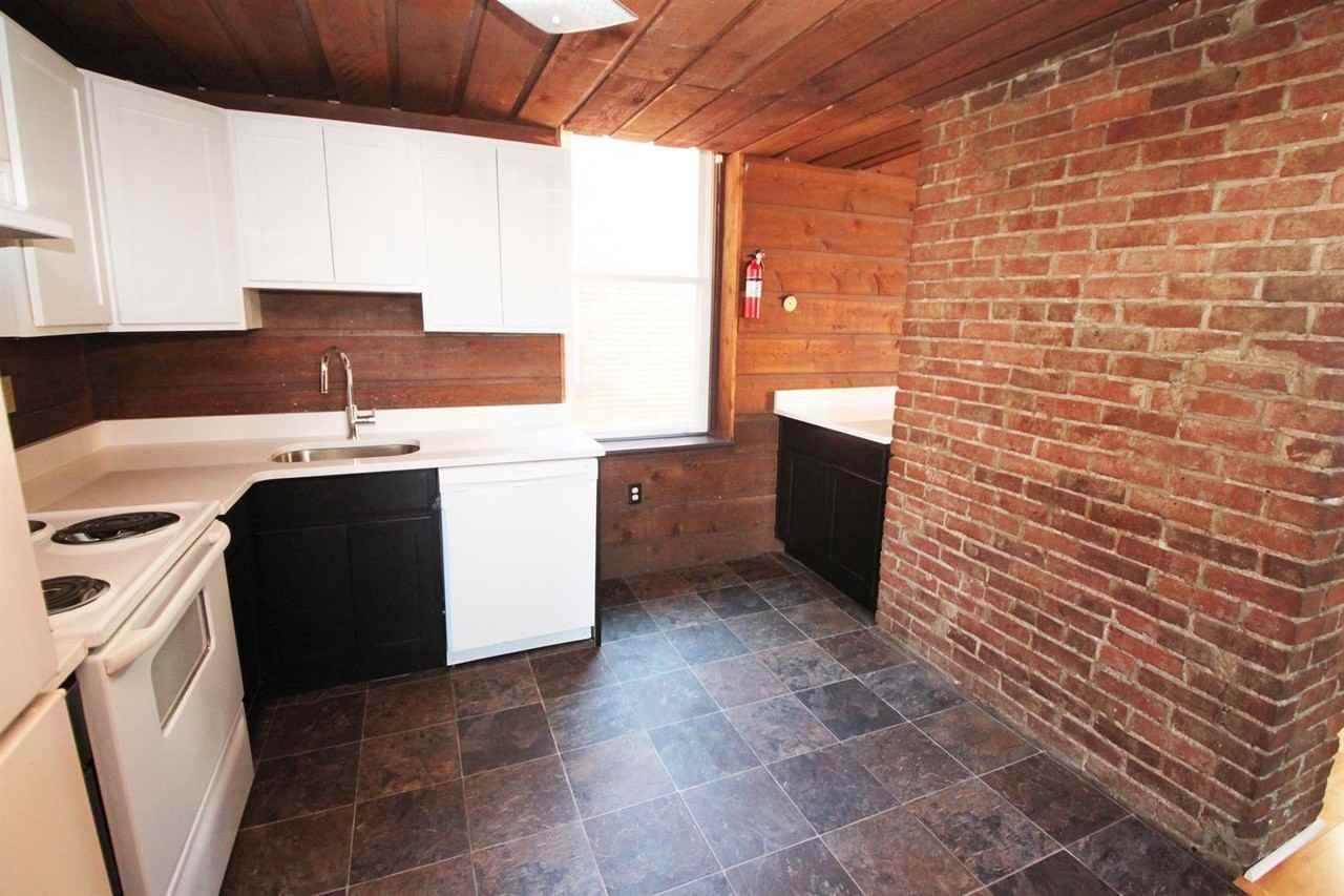 317 North Craig Street #202 - Photo 4 of 9