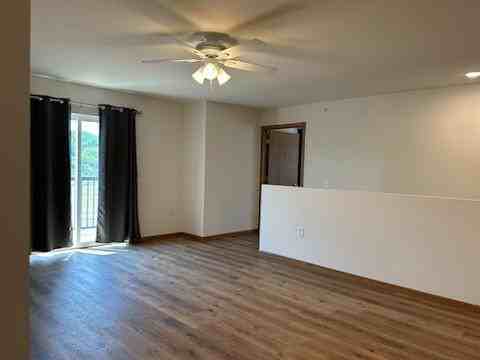 Peterson Dr #606 - Photo 5 of 12