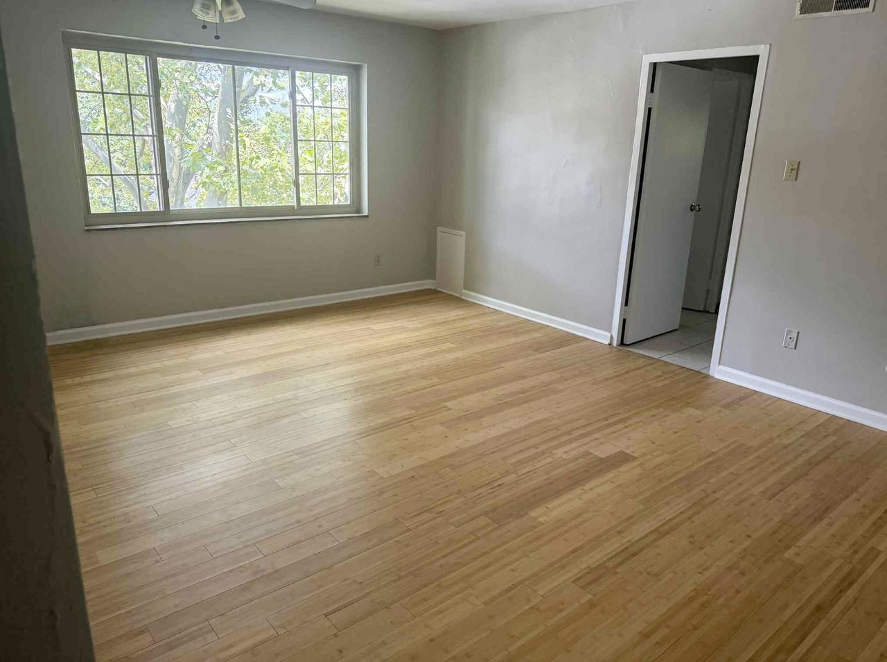 6015 Fifth Avenue #C14 - Photo 4 of 10