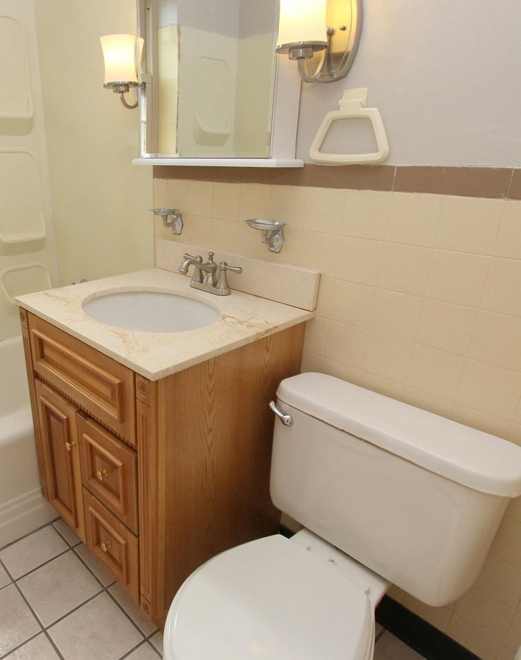 6015 Fifth Avenue #C14 - Photo 6 of 10