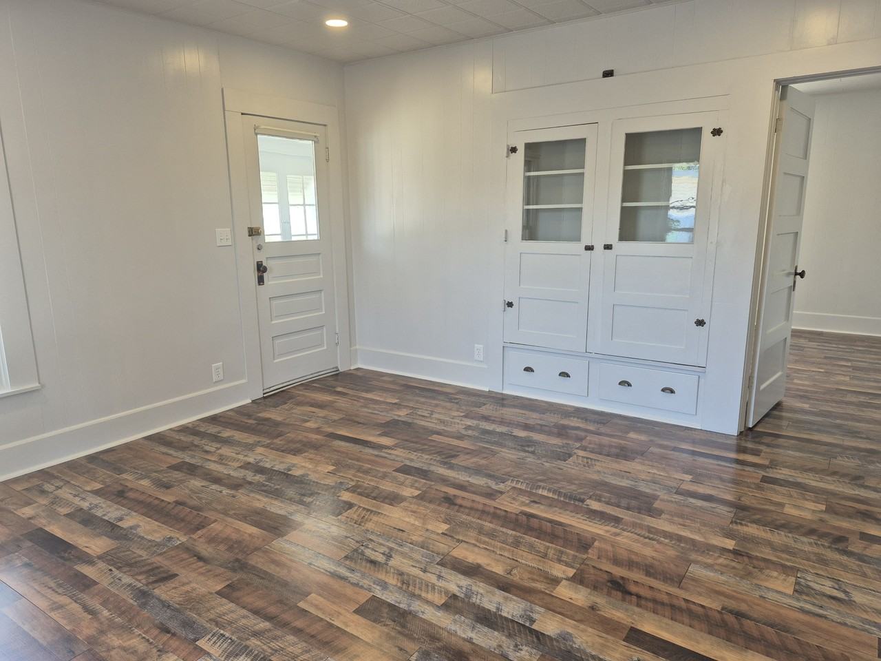 547 Mclean Rd #1 - Photo 2 of 9