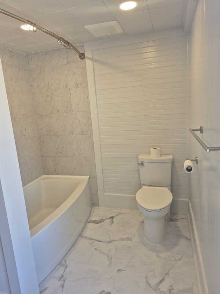 547 Mclean Rd #1 - Photo 6 of 9
