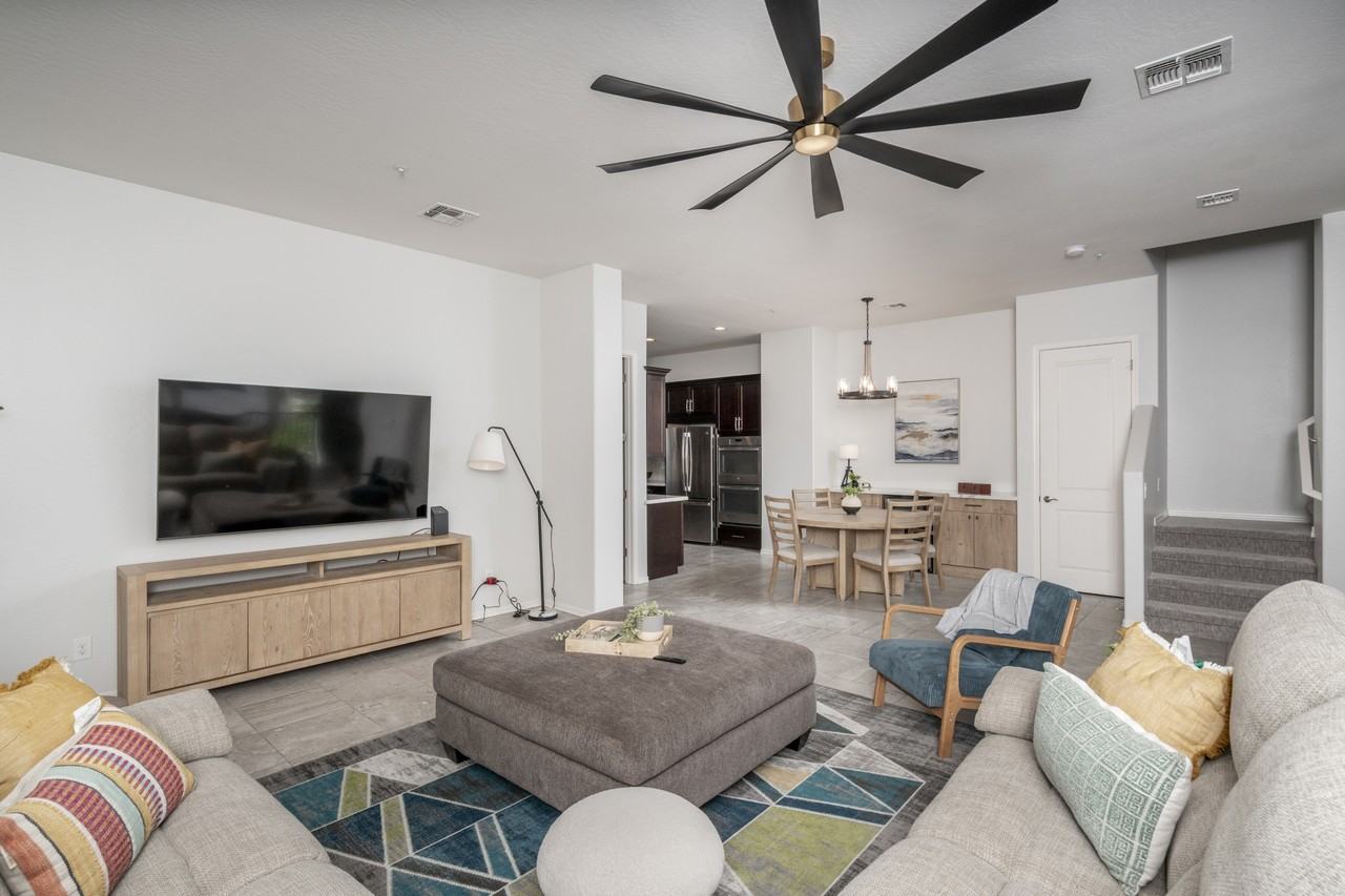 17674 North 77th Place #1 - Photo 3 of 37