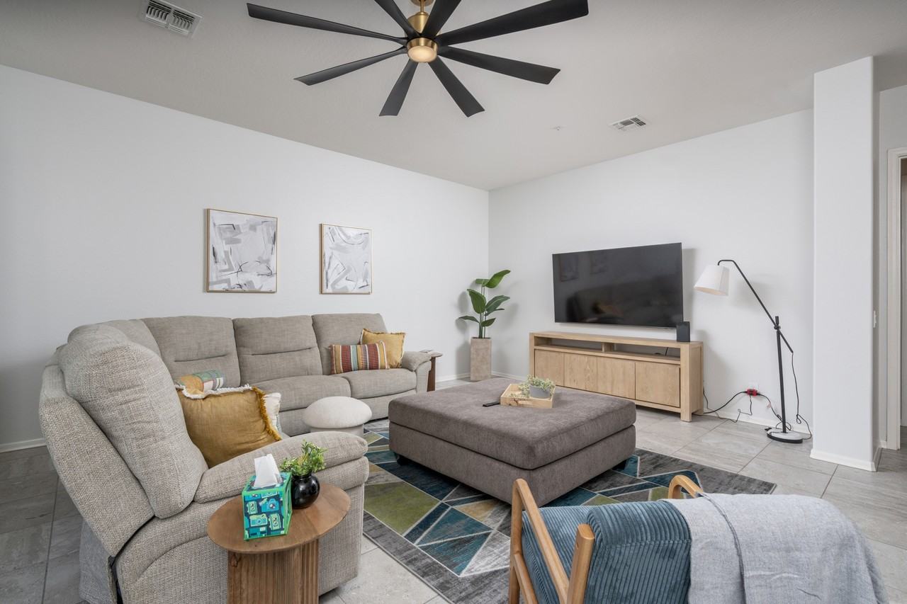 17674 North 77th Place #1 - Photo 4 of 37