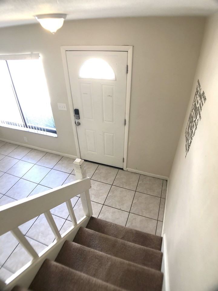 12326 Fox Hound Ct #1 - Photo 3 of 10