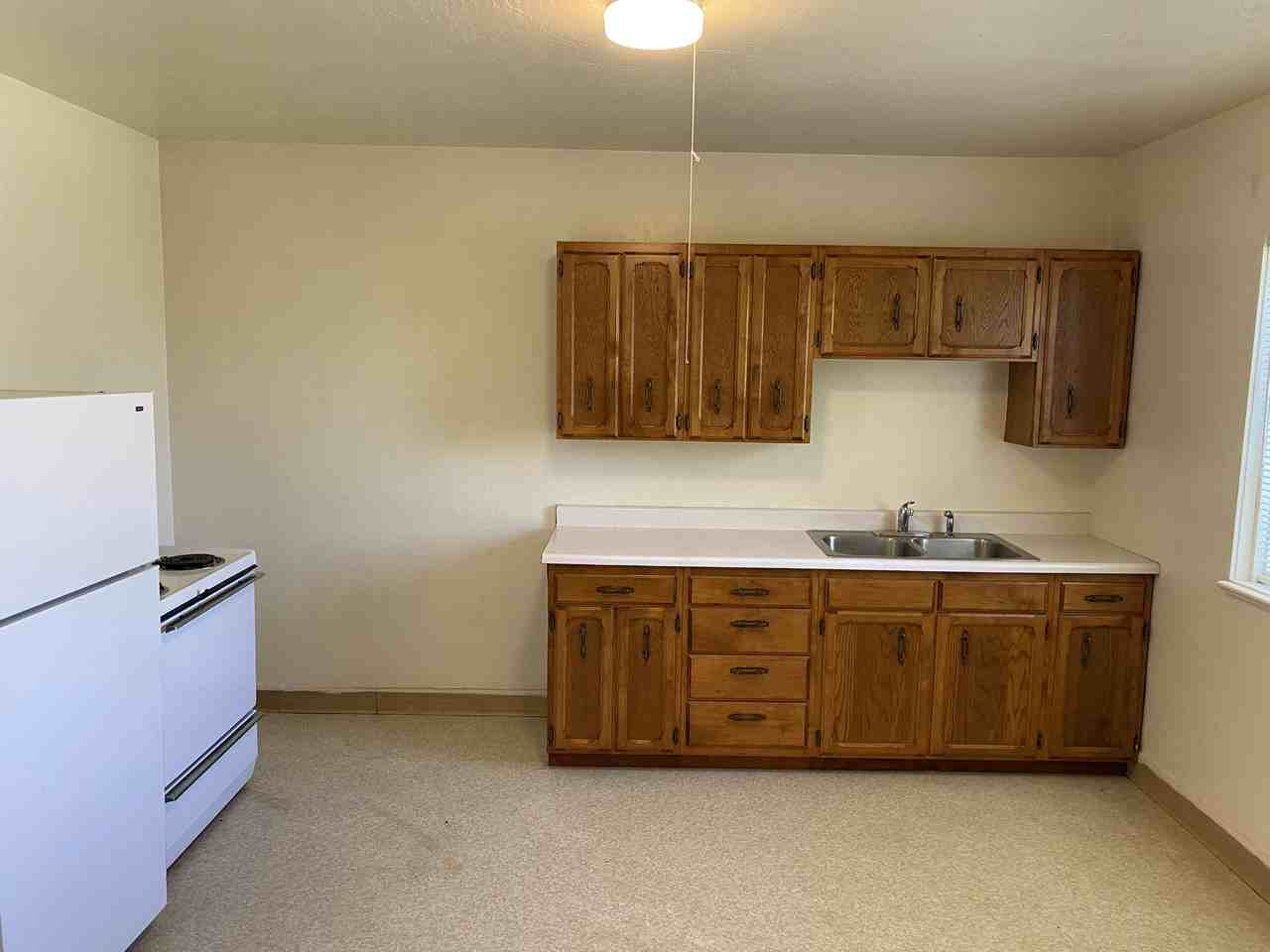 6 3rd Street Northeast #6 - Photo 2 of 15