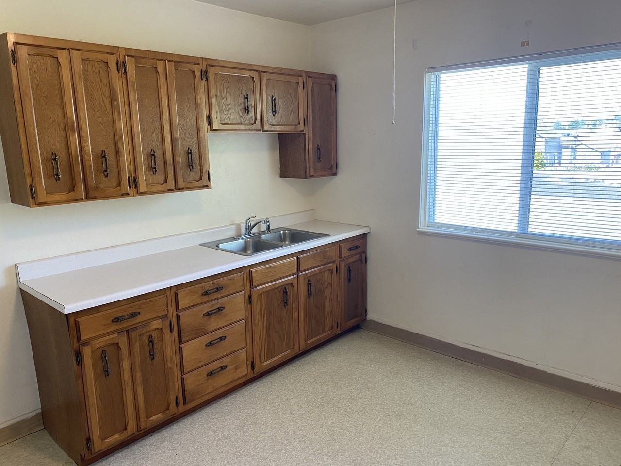 6 3rd Street Northeast #6 - Photo 4 of 15