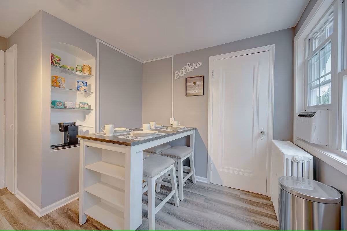 1301 East Oklahoma Avenue #2 - Photo 3 of 11