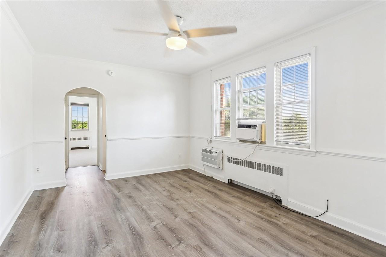 3028 Wisconsin Ave Nw #405 - Photo 6 of 34