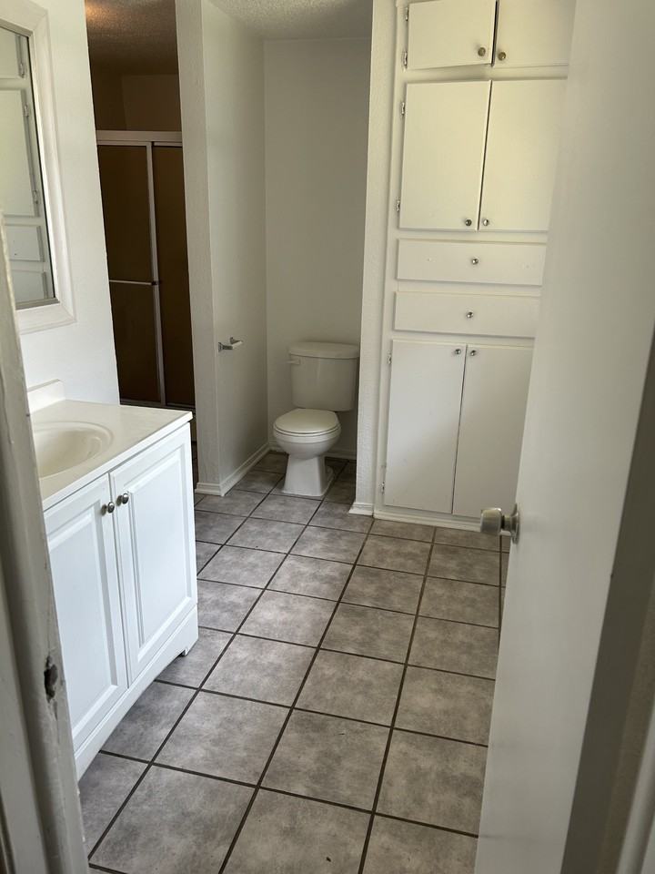 1525 Marydale Avenue #1 - Photo 4 of 21