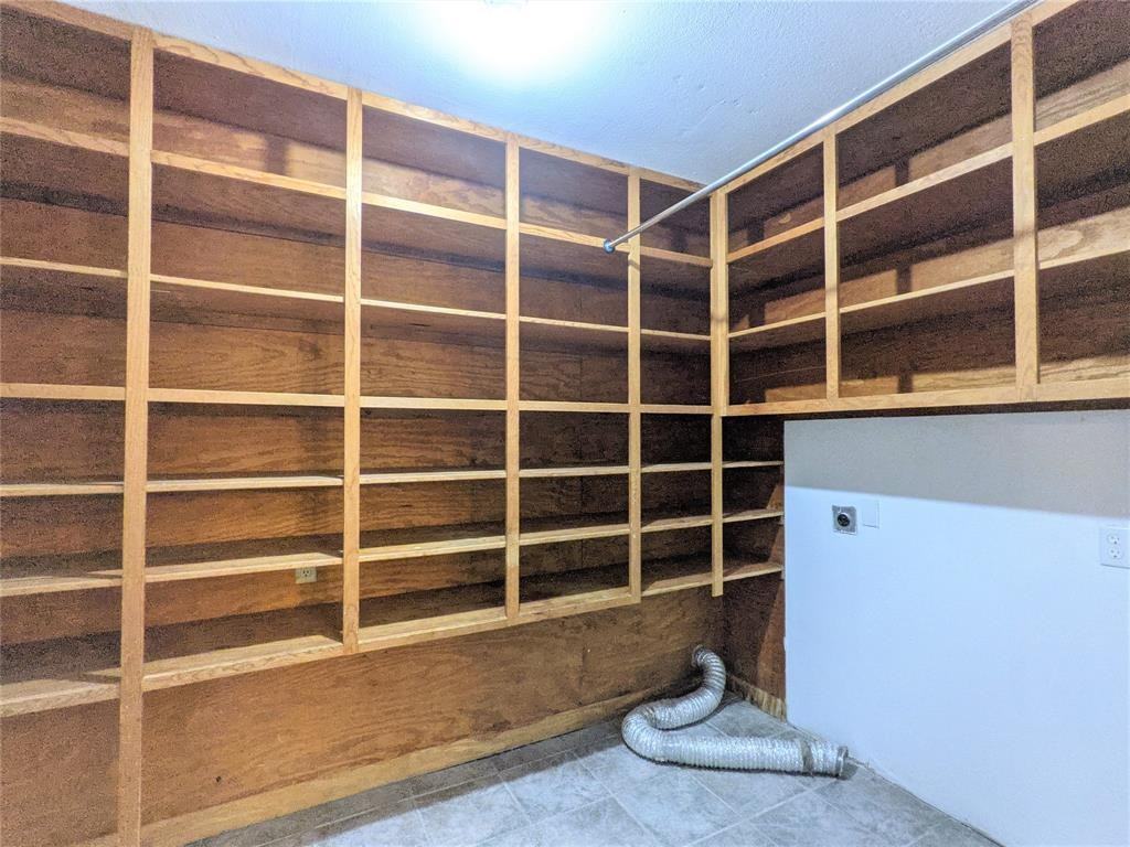 134 Bellaire Dr - Photo 7 of 12