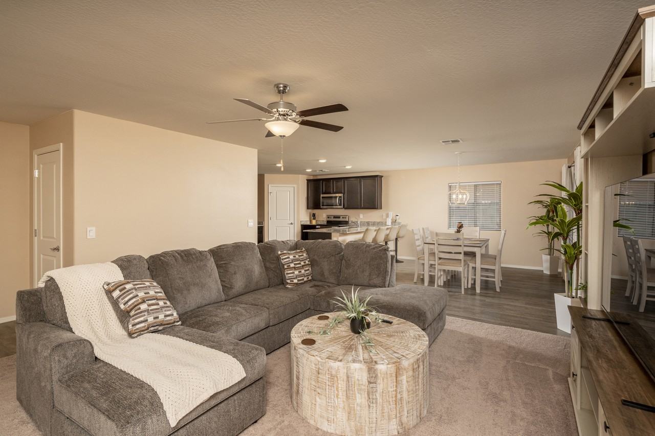 1547 East Inouye Drive #1 - Photo 3 of 23