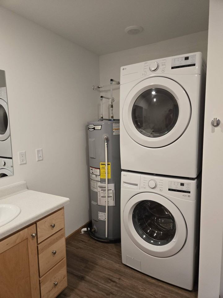 617 S Fond Du Lac Ave #617D - Photo 5 of 10