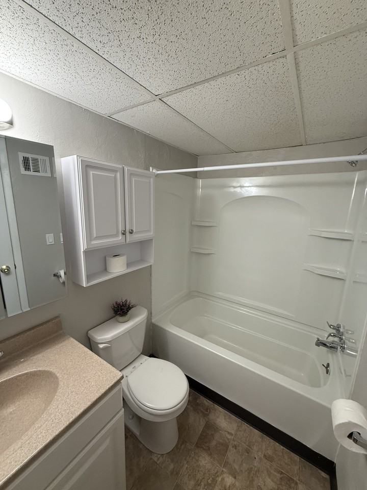 3910 3910 OLD WILLIAM PENN HIGHWAYAPT 135 #135 - Photo 4 of 7