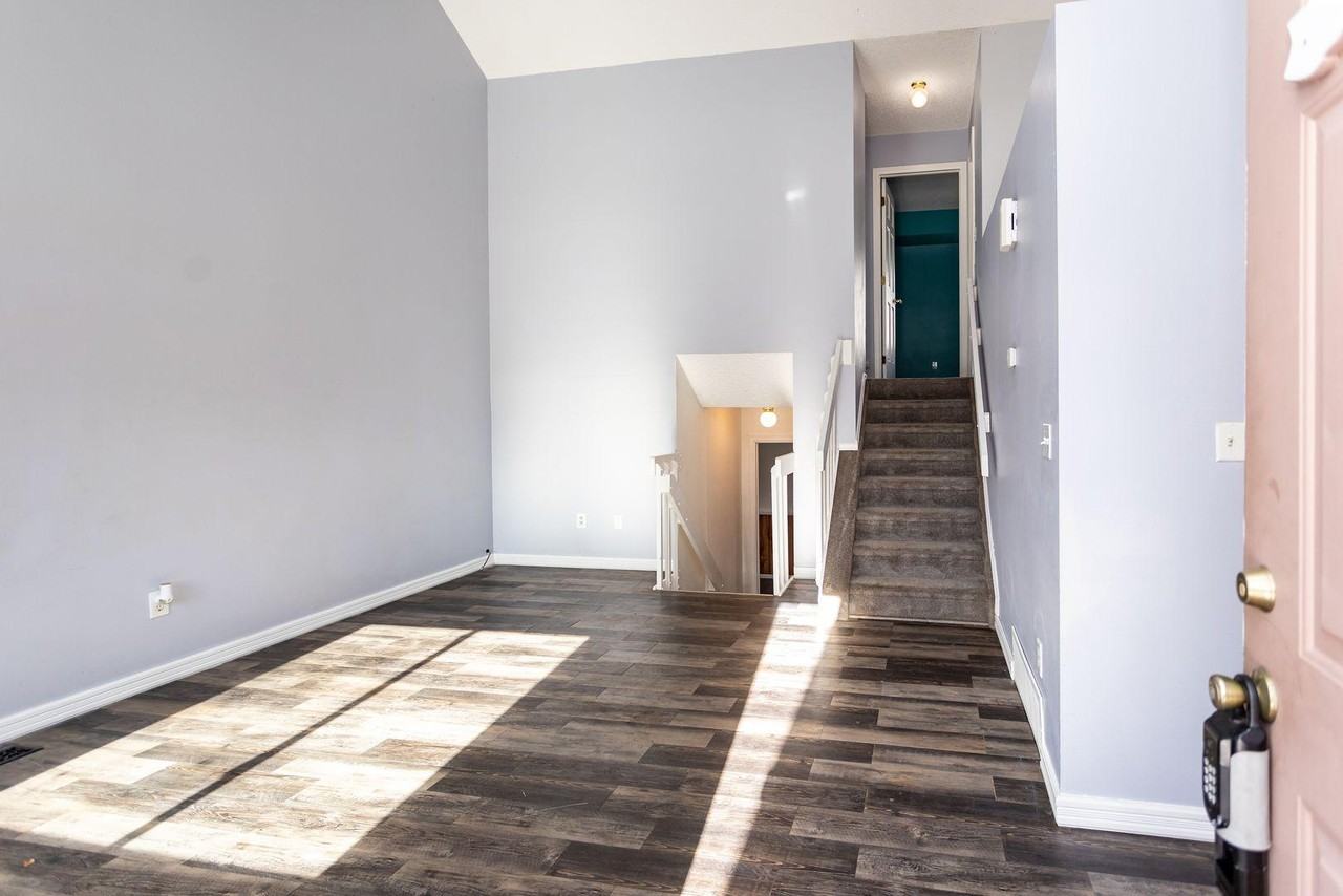 4810 W Jet Wing Cir - Photo 3 of 28