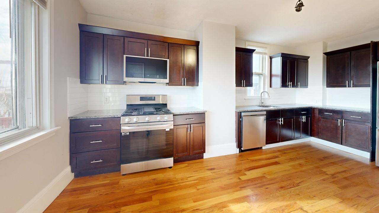 69 69 Homer Street69 Homer Street - 3 #3 - Photo 3 of 35