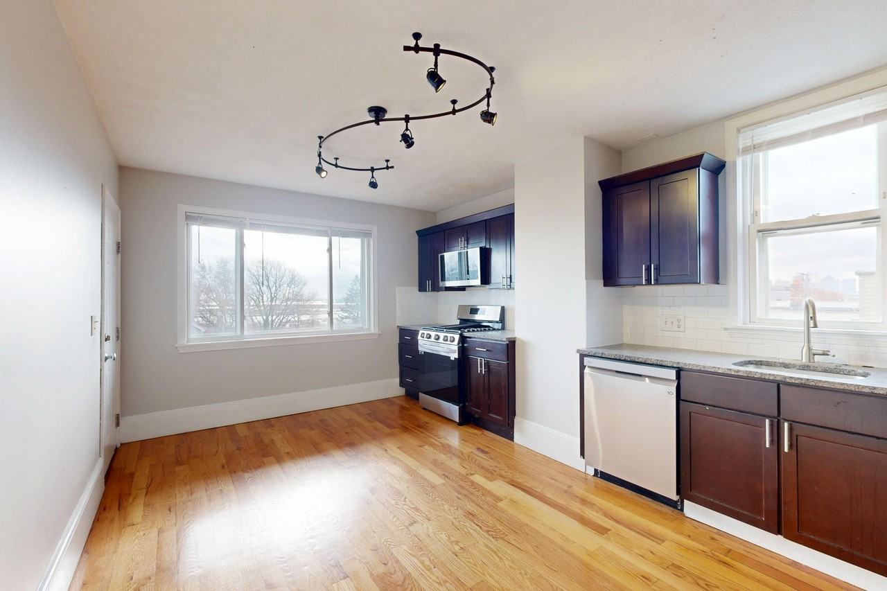 69 69 Homer Street69 Homer Street - 3 #3 - Photo 5 of 35