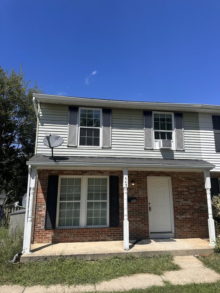 445 Heather Ridge Dr #1 - Photo 2 of 10