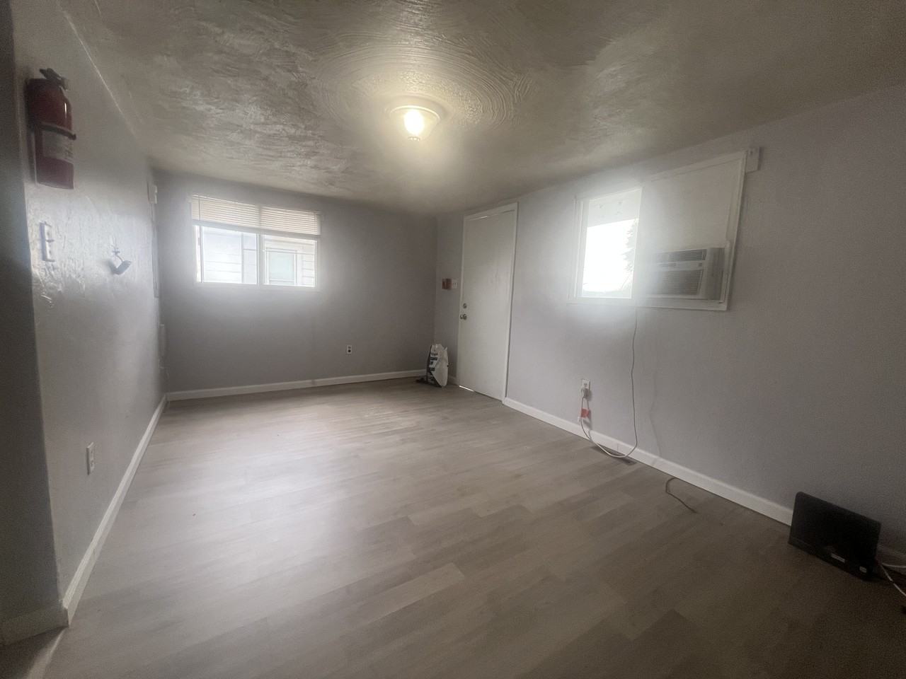 160 6th Street #1 - Photo 2 of 10