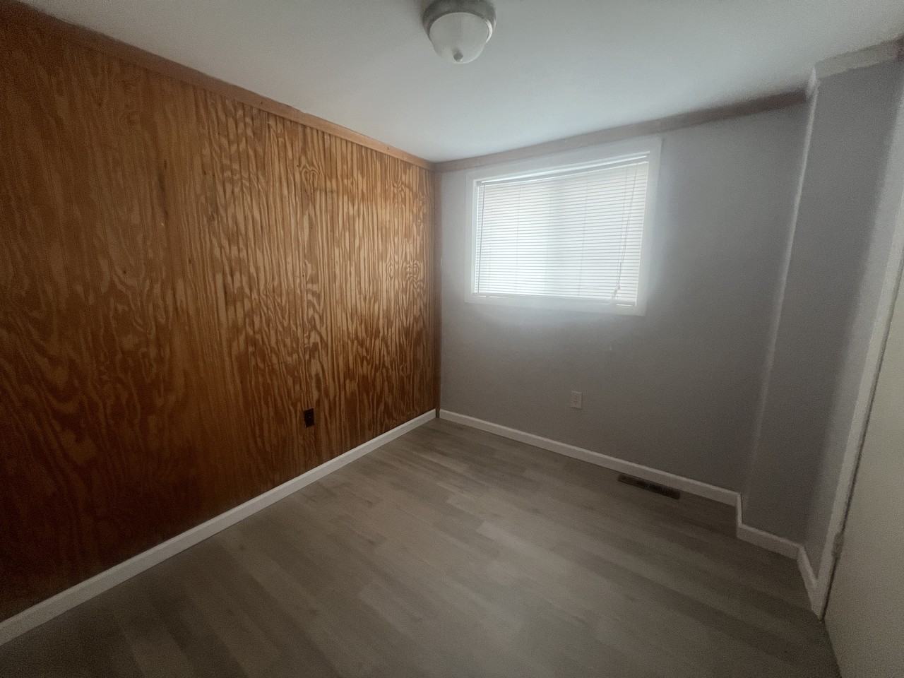 160 6th Street #1 - Photo 4 of 10