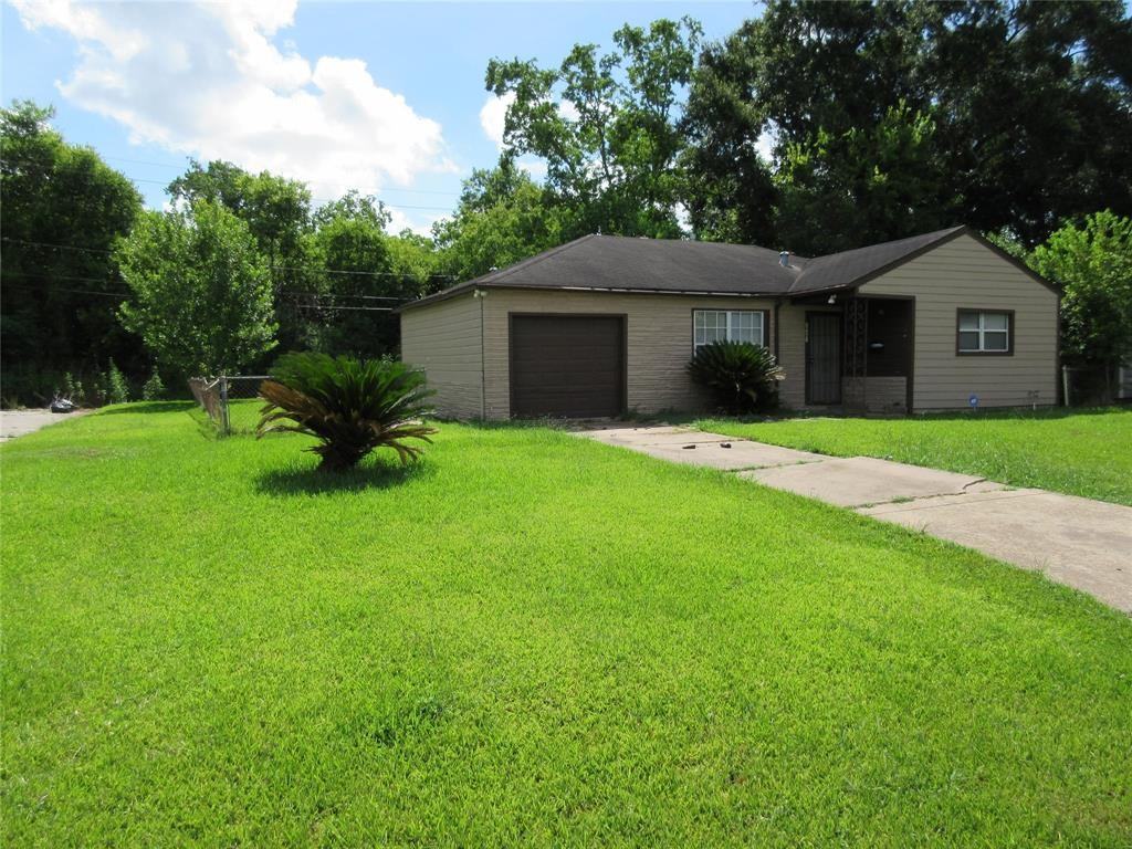 10601 Murr Way #1 - Photo 2 of 32