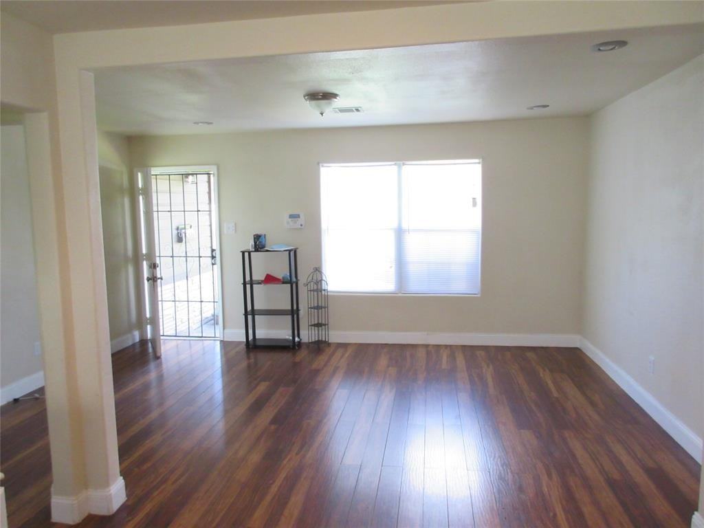 10601 Murr Way #1 - Photo 5 of 32