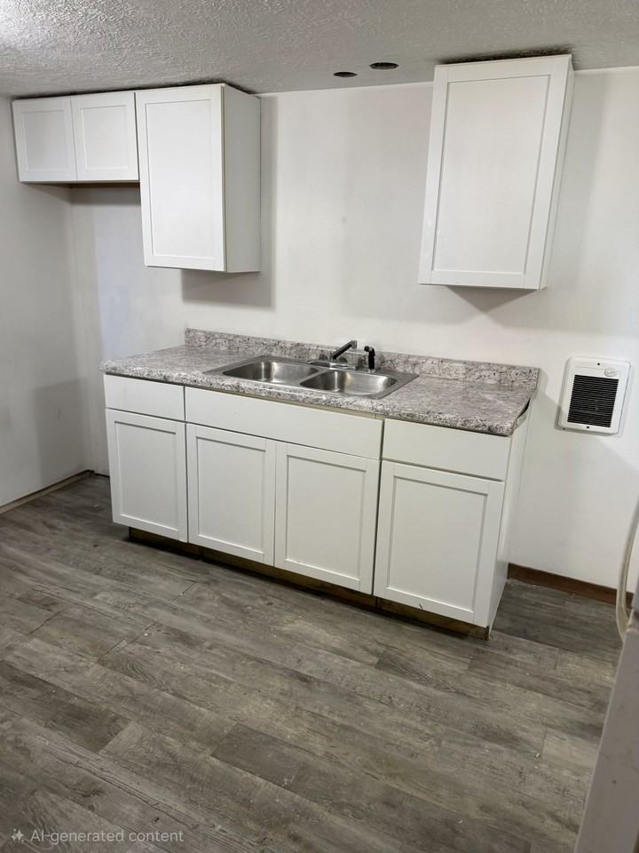 723 S 4th Ave #1 - Photo 4 of 9