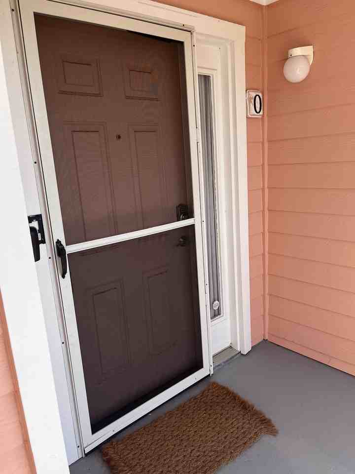 210 16th St #1 - Photo 3 of 26