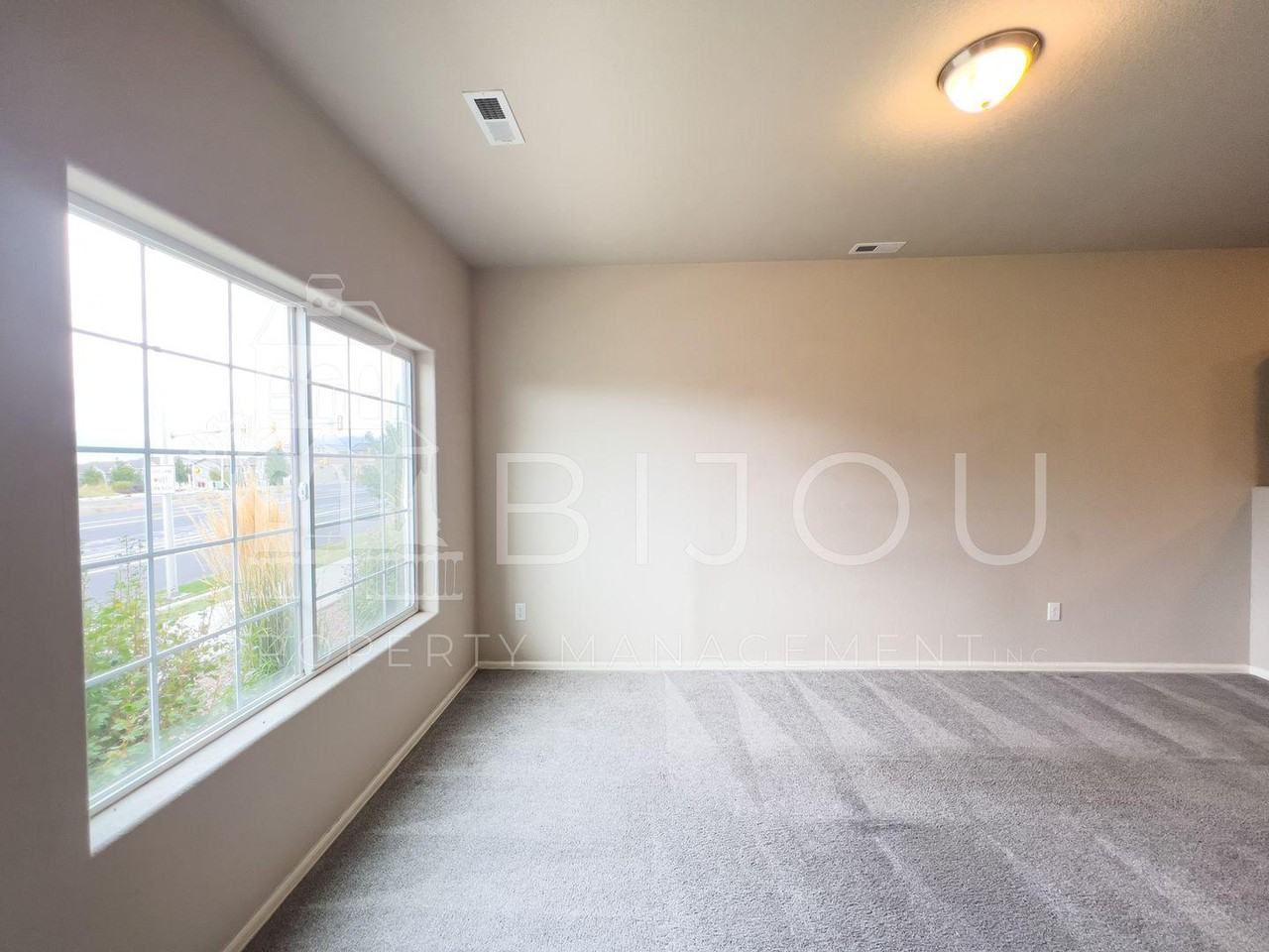 1822 Final View Alley - Photo 7 of 24