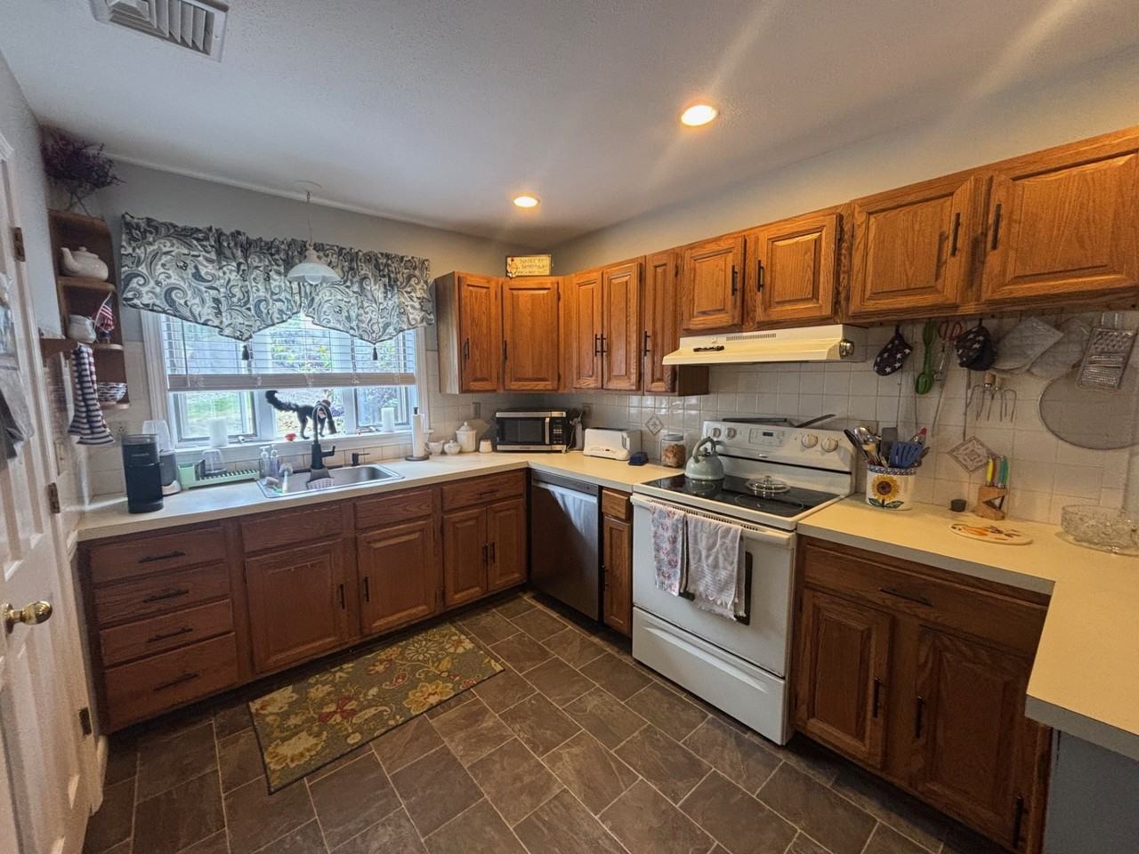 6 Neal Shore Road #1 - Photo 7 of 22