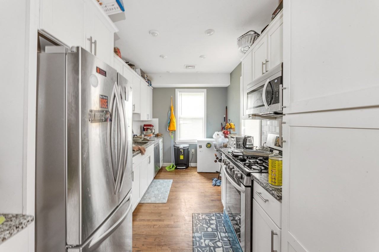 13 Pierce Street #5 - Photo 5 of 9