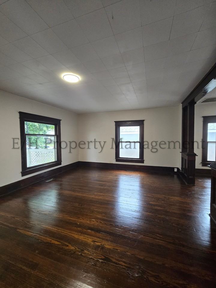 1305 S Water St #1 - Photo 7 of 30